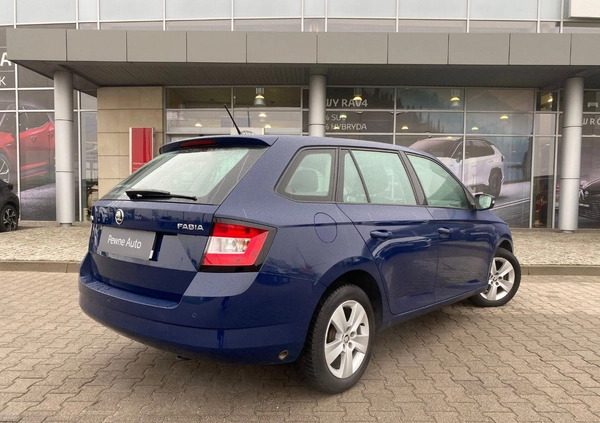 Skoda Fabia cena 38000 przebieg: 153364, rok produkcji 2018 z Kalisz małe 436